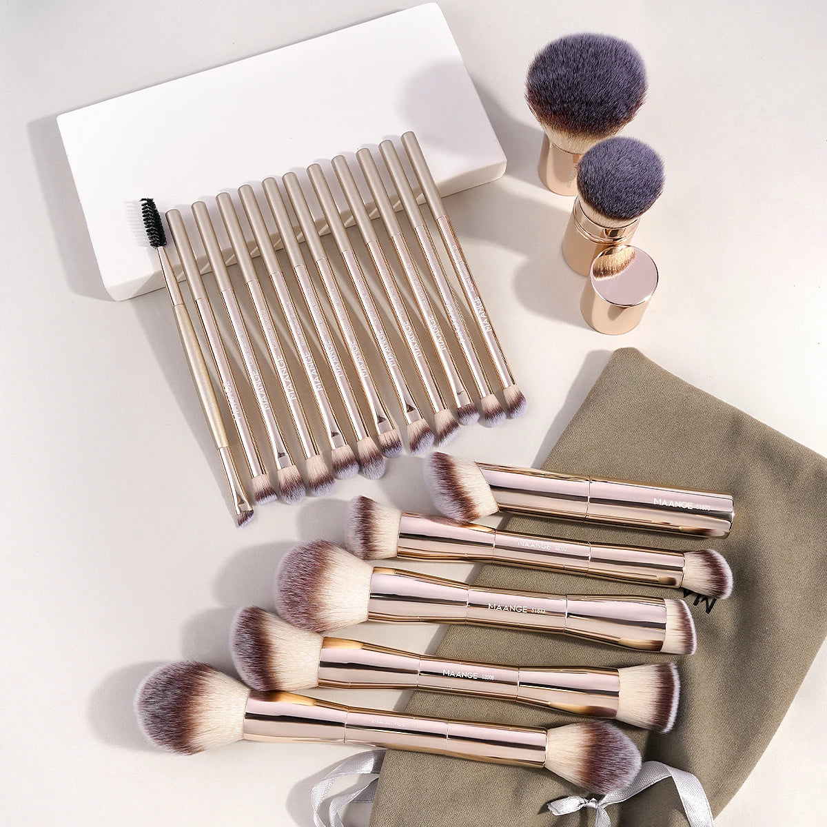 MAANGE 20-Piece Double-Ended Pro Brush Set! - ZIOR LONDON